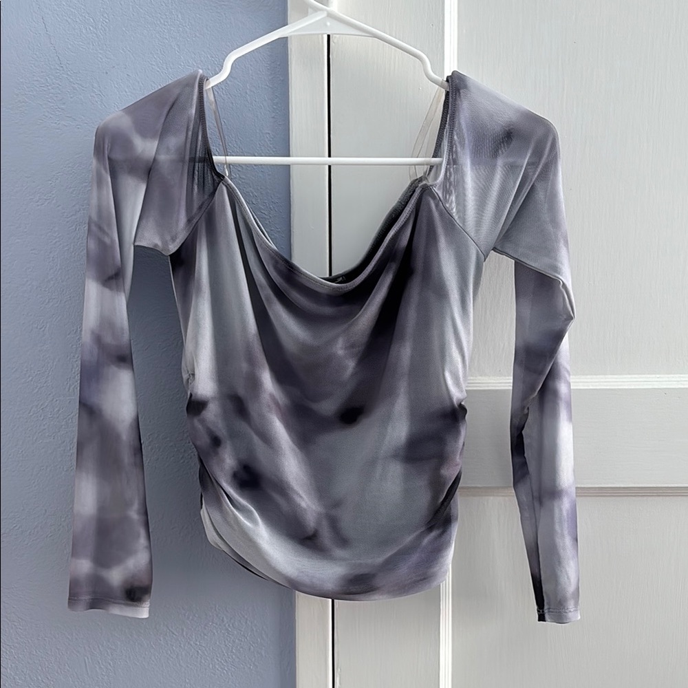 Gray Tie-Dye Long Sleeve Top
